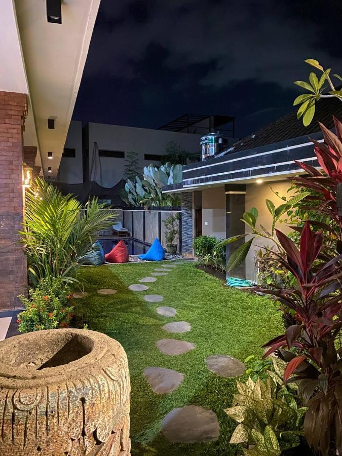The Lucky Canggu Bagian luar foto